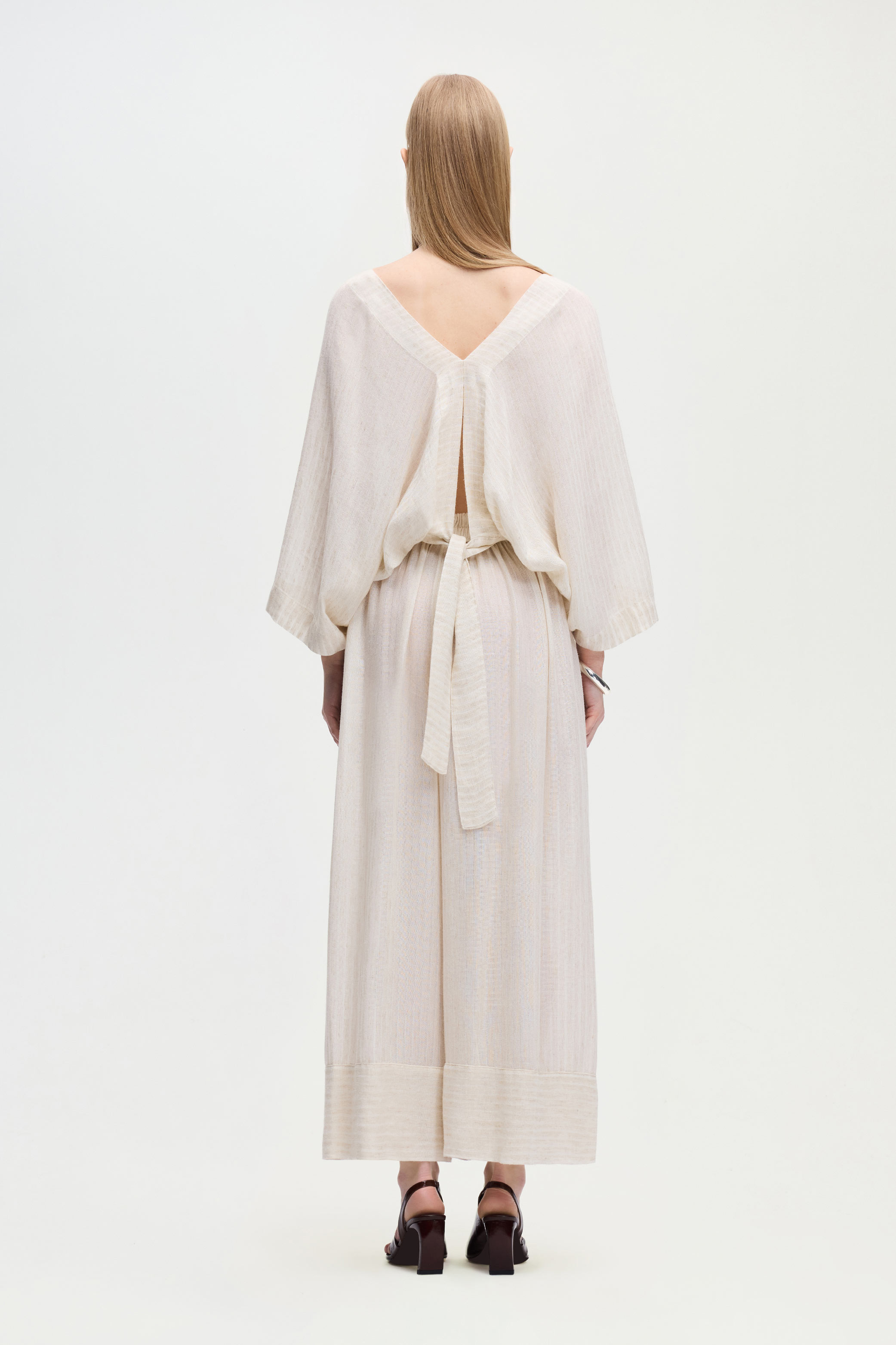 Natürel V Yaka Bluz